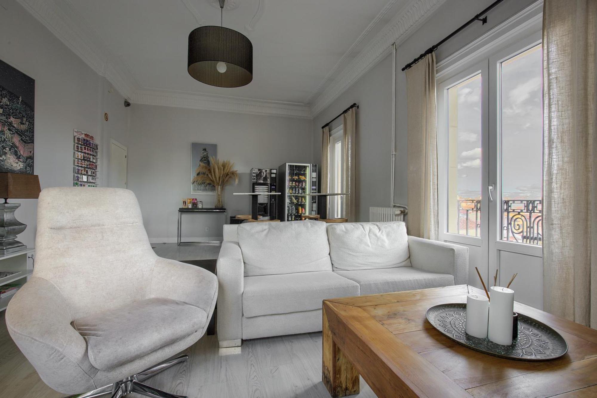 Besaya Guest house Madrid