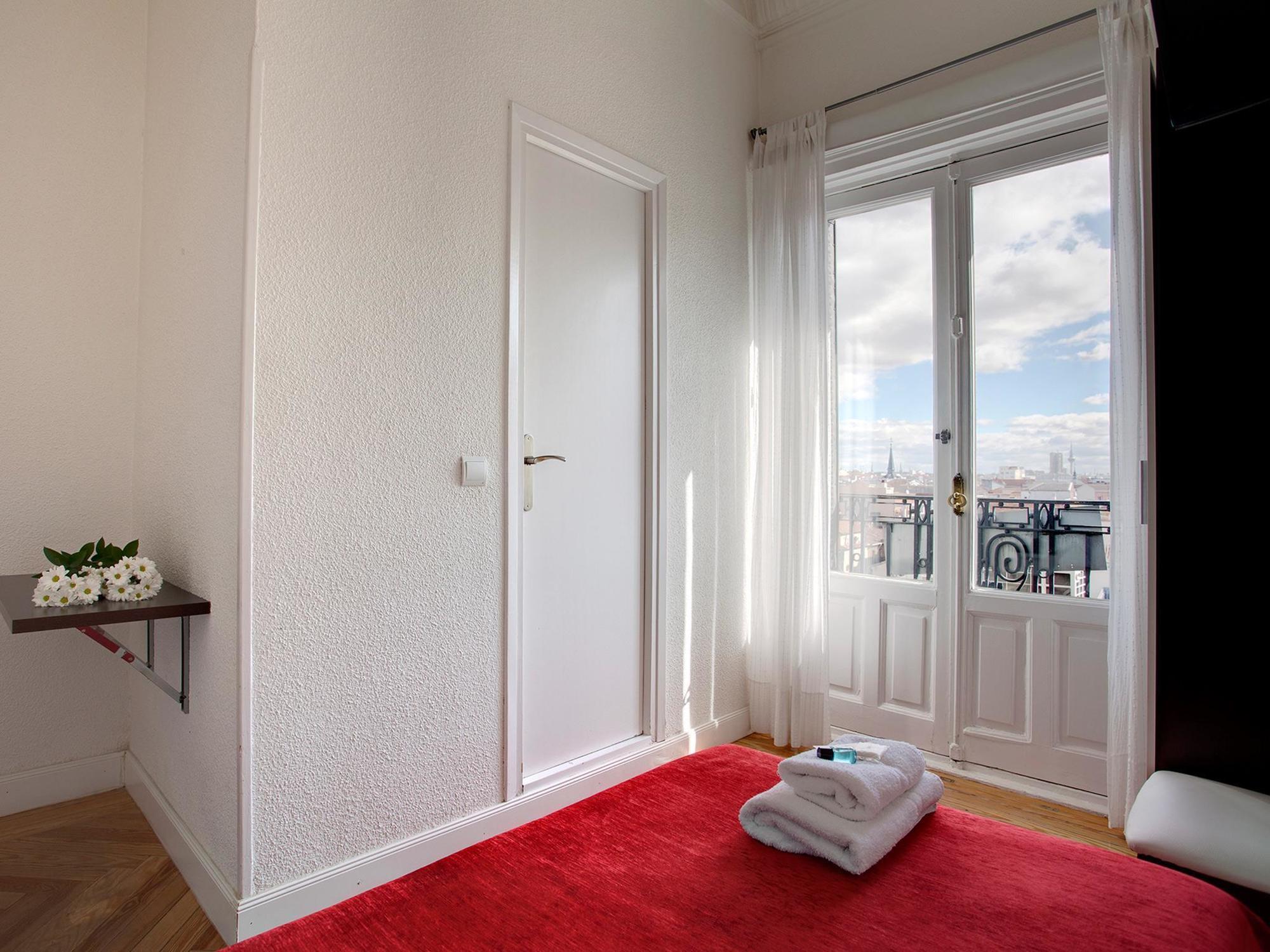 Besaya Guest house Madrid